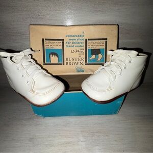 Vintage Baby Buster Brown Wilker White Kids Shoes Size 2W